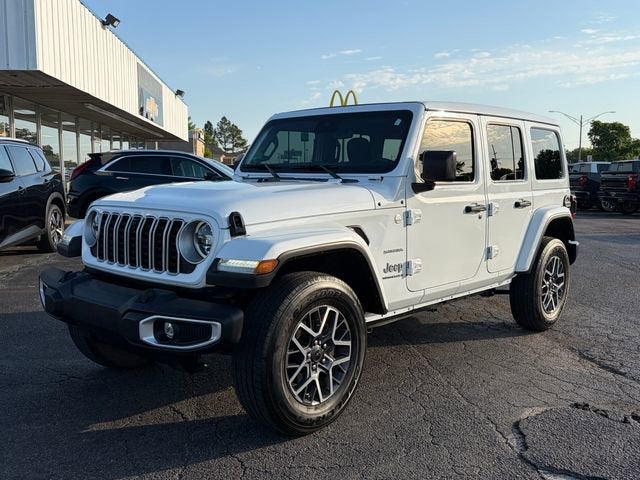 2024 Jeep Wrangler Sahara's photo