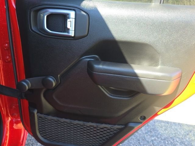 2023 Jeep Gladiator Sport - Photo 29