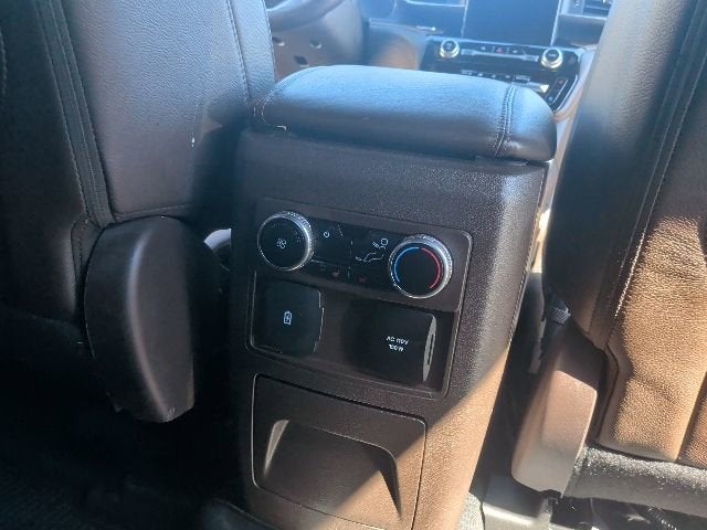 2022 Ford Explorer King Ranch