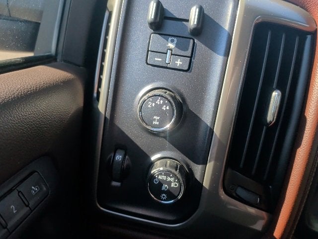 2016 Chevrolet Silverado 3500 HD High Country