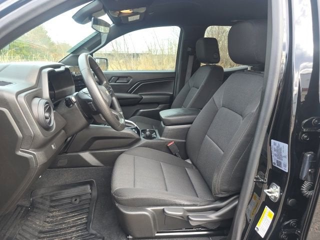 2024 Chevrolet Colorado WT