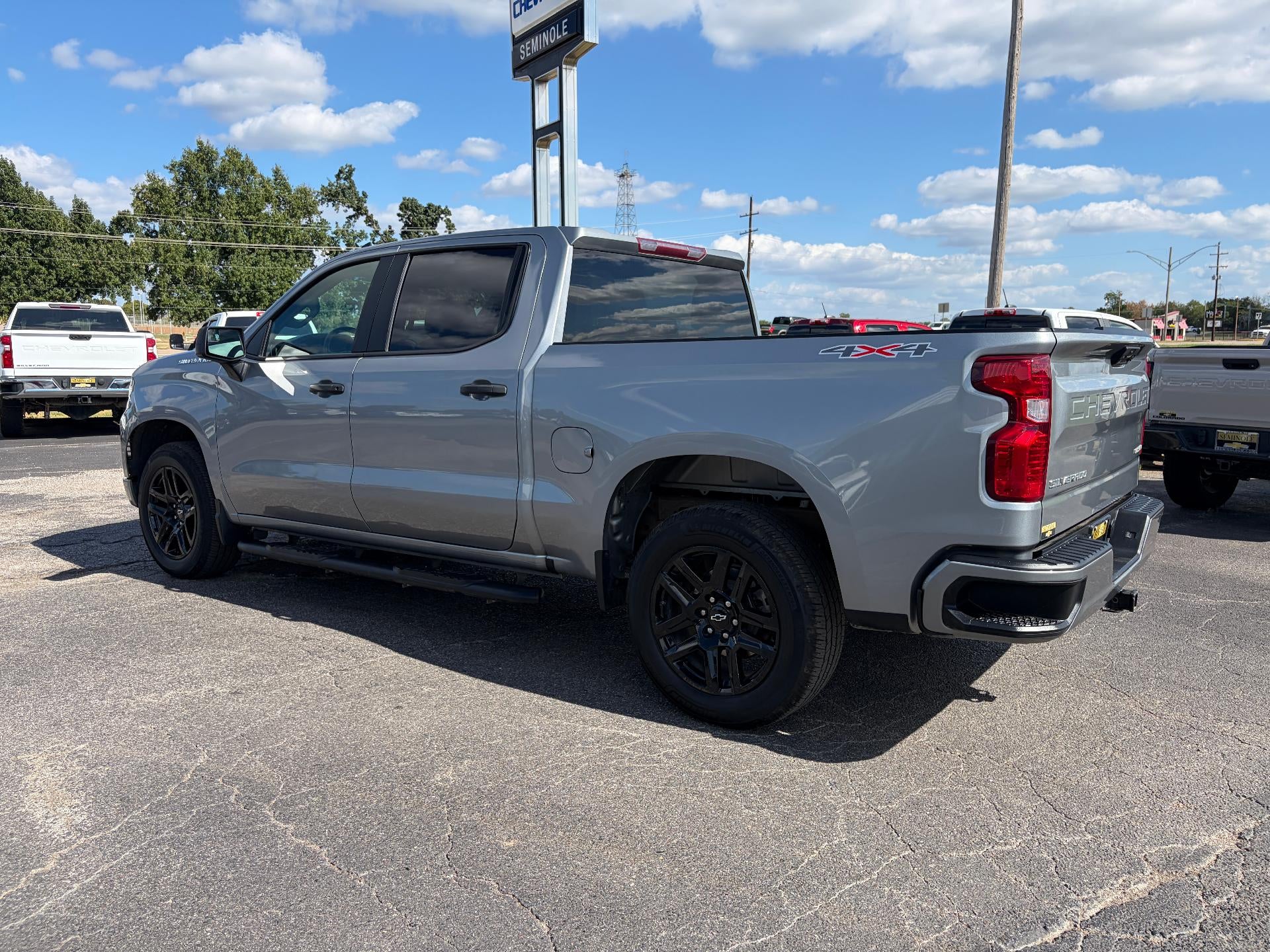 2024 Chevrolet Silverado 1500 Custom