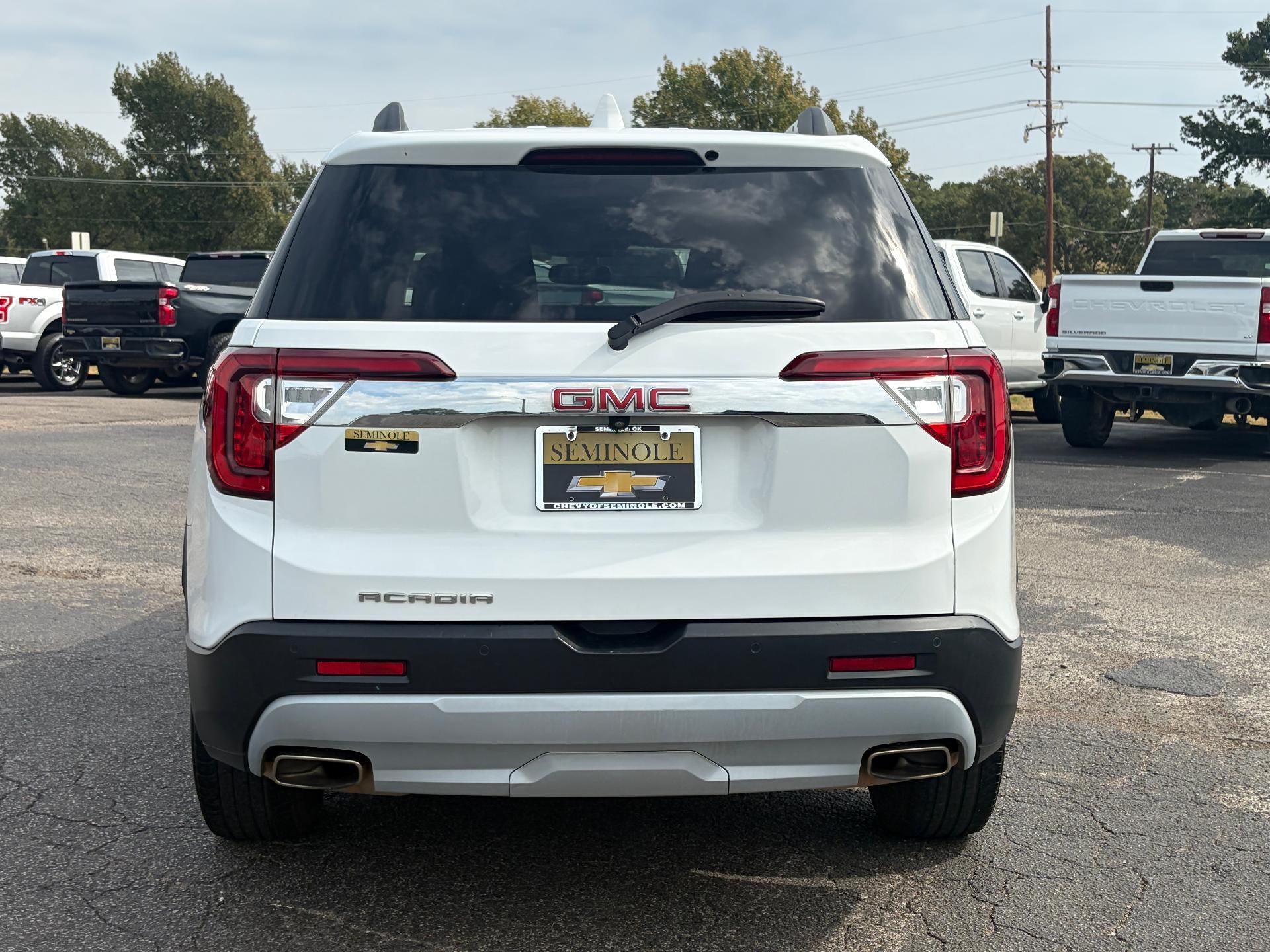 2023 GMC Acadia SLT