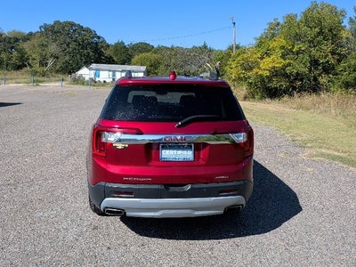 2023 GMC Acadia SLT