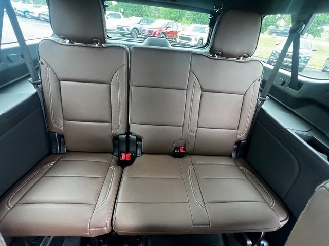 2025 Chevrolet Suburban High Country