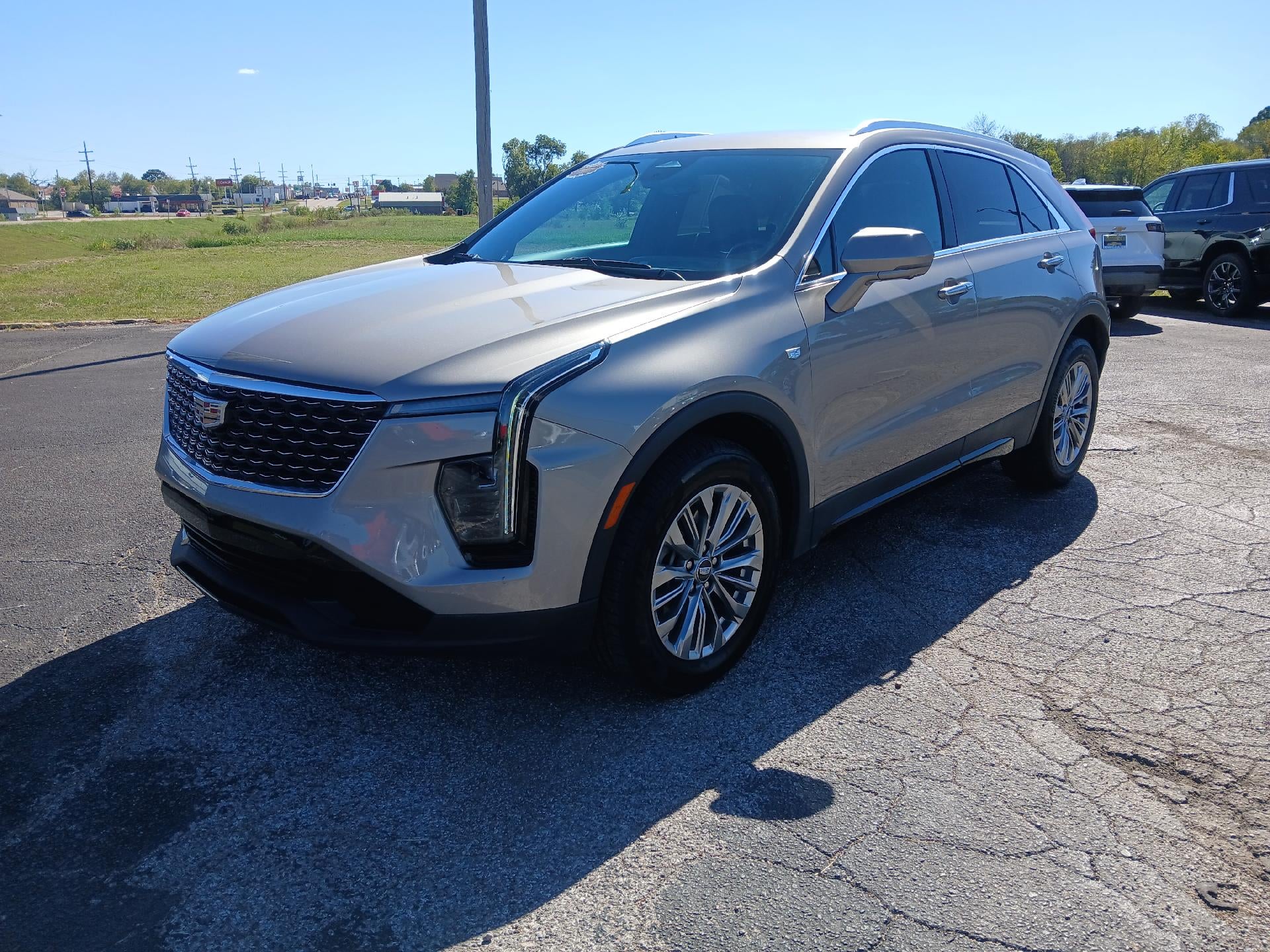 2025 Cadillac XT4 Premium Luxury