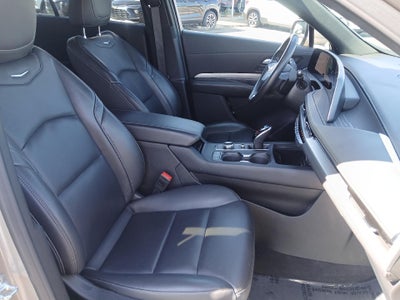 2025 Cadillac XT4 Premium Luxury