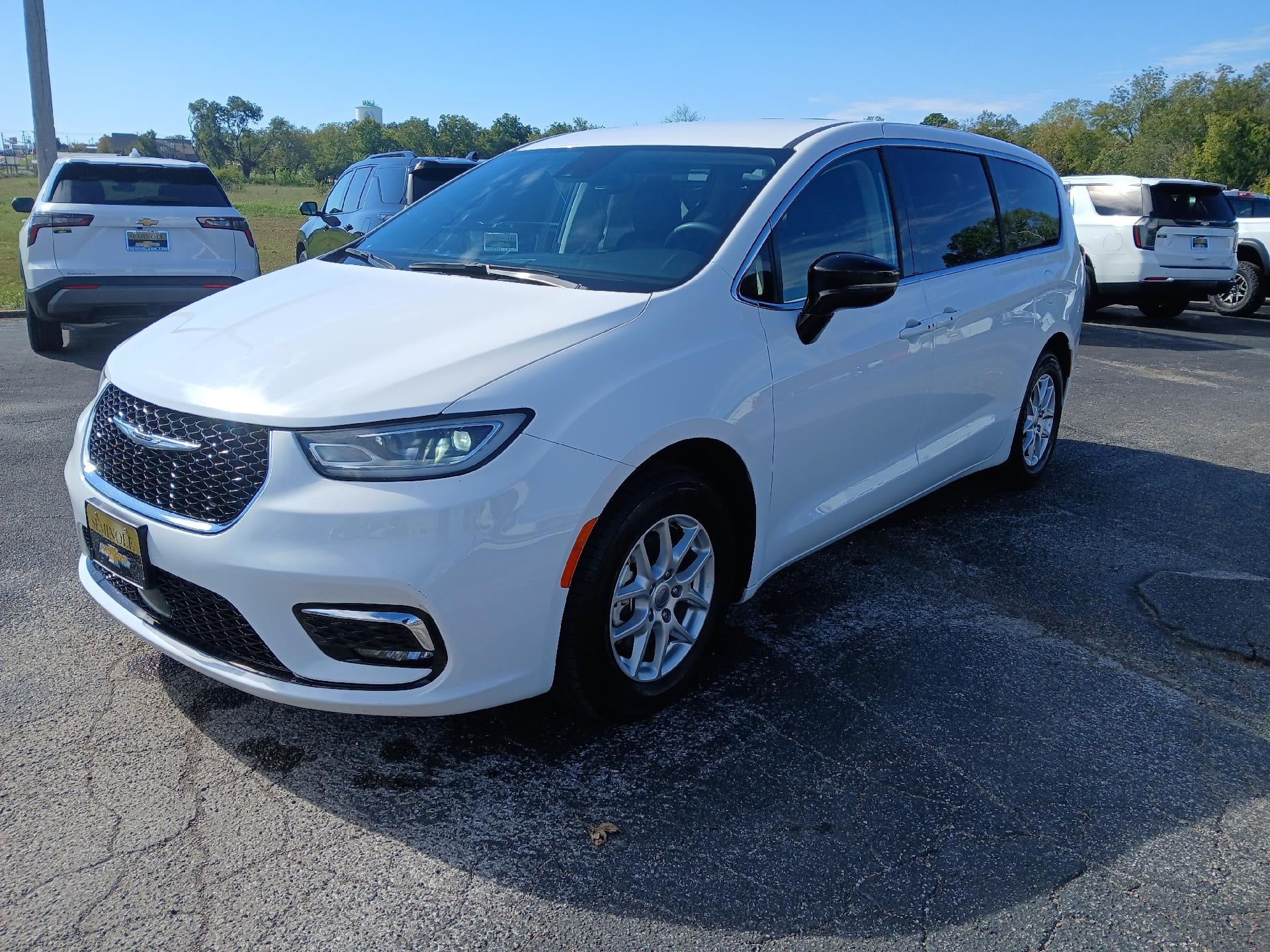 2024 Chrysler Pacifica Touring L