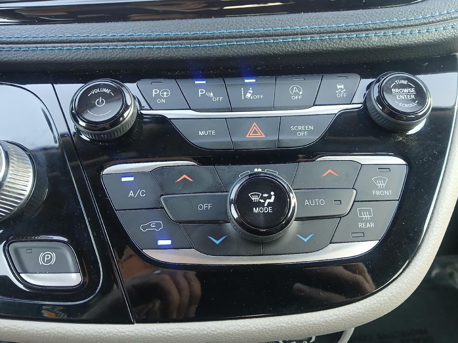 2021 Chrysler Pacifica Touring L
