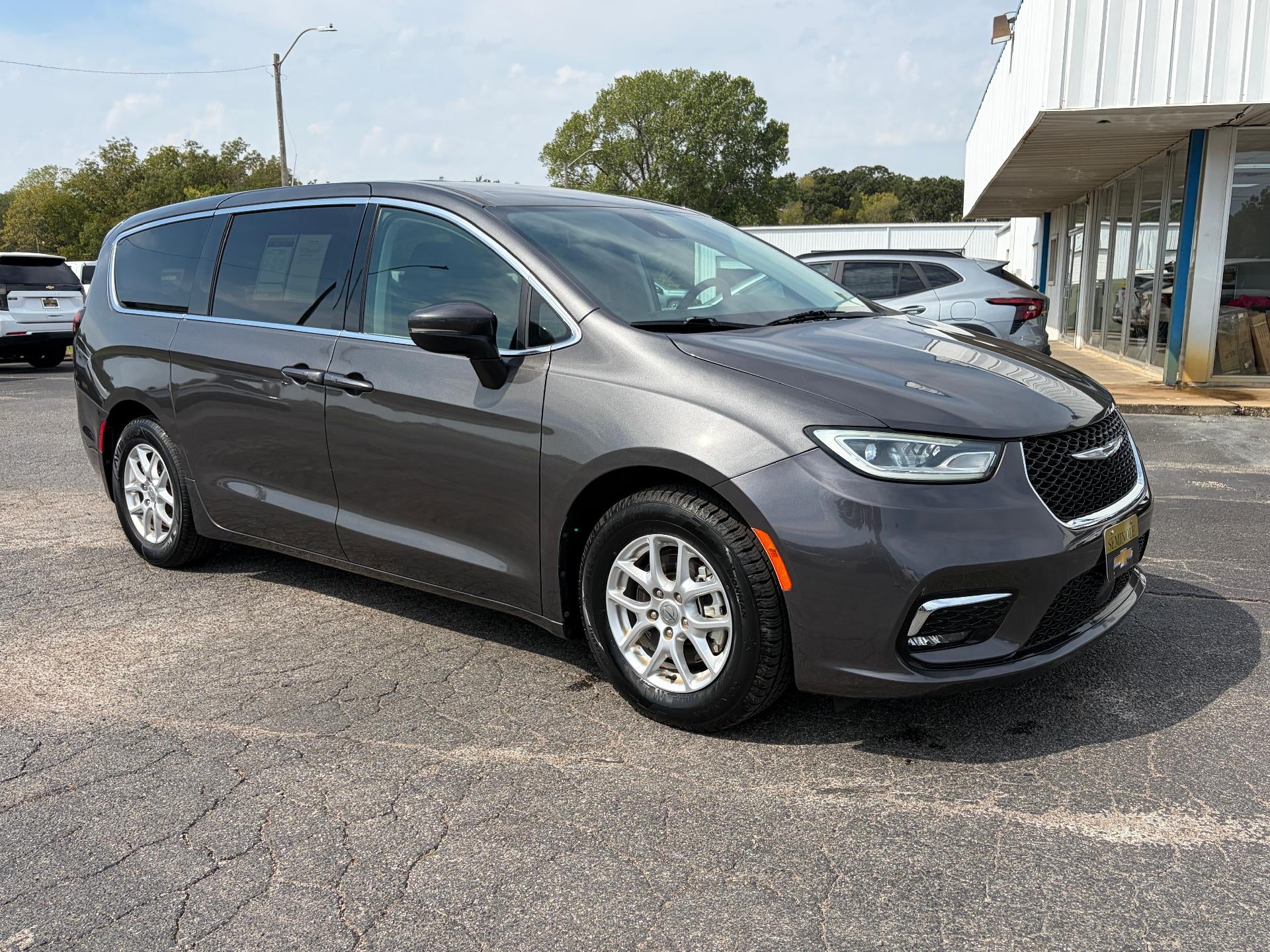 2023 Chrysler Pacifica Touring L