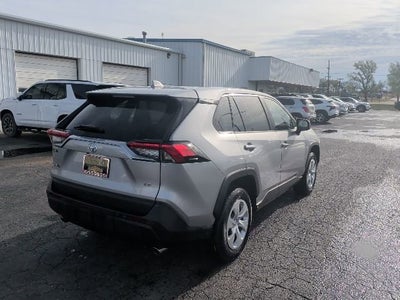 2025 Toyota RAV4 LE