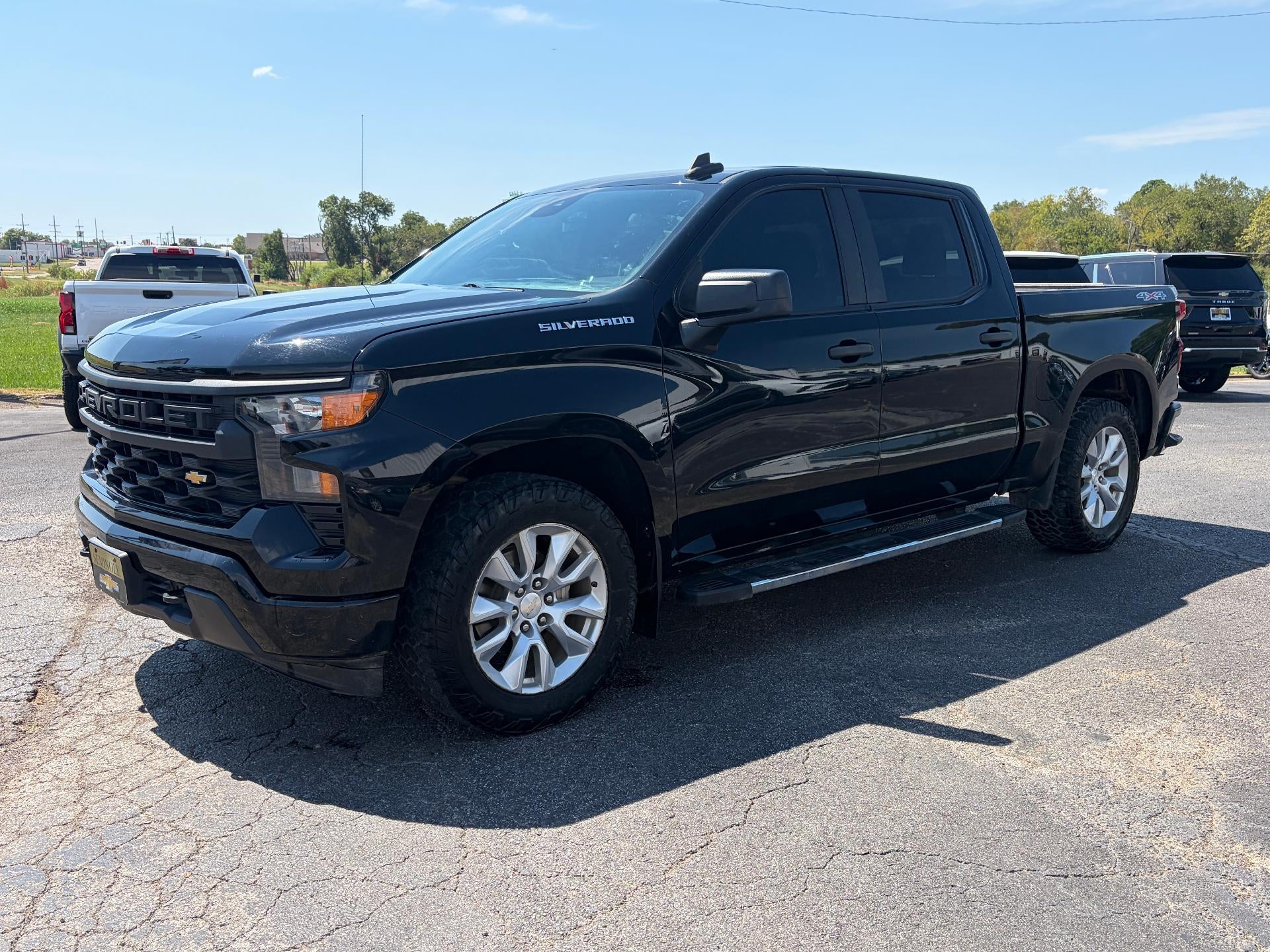 2022 Chevrolet Silverado 1500 Custom