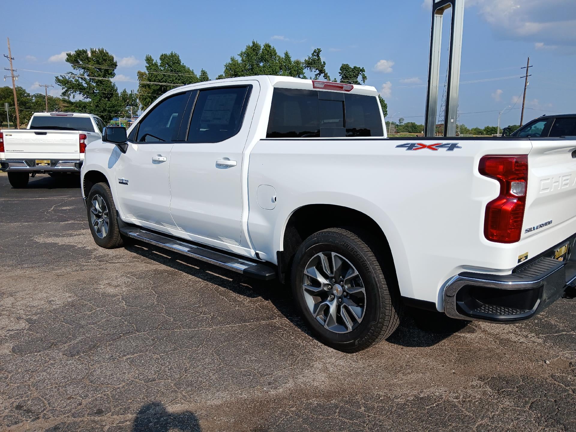2026 Chevrolet Silverado 1500 LT - Photo 3