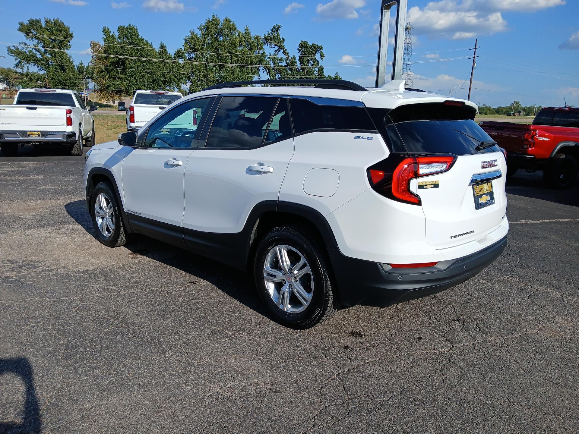 2024 GMC Terrain SLE