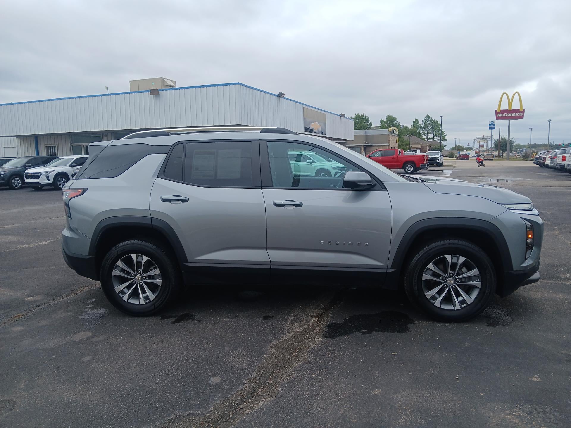 2025 Chevrolet Equinox LT