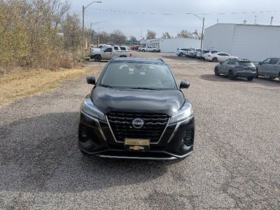 2024 Nissan Kicks SR