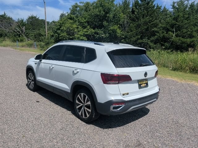2023 Volkswagen Taos SE