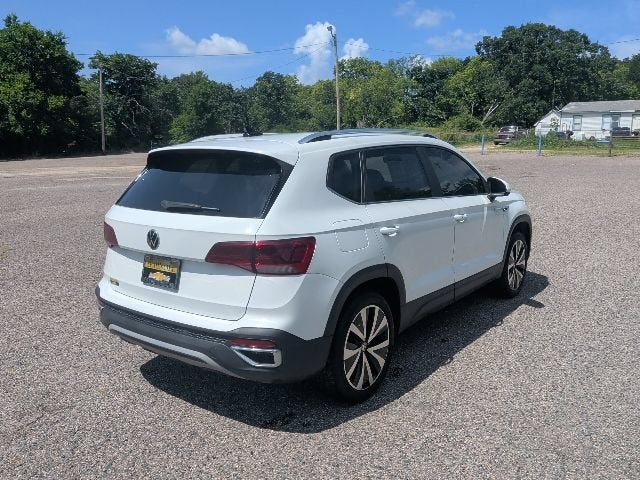 2023 Volkswagen Taos SE