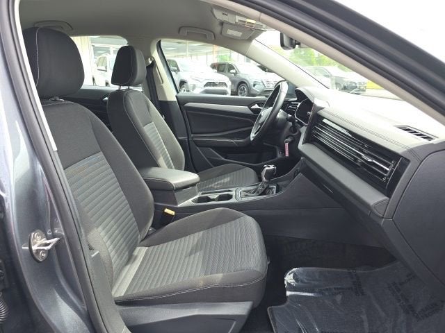 2025 Volkswagen Jetta S