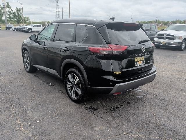 2024 Nissan Rogue SL