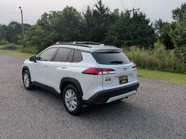 2024 Toyota Corolla Cross LE