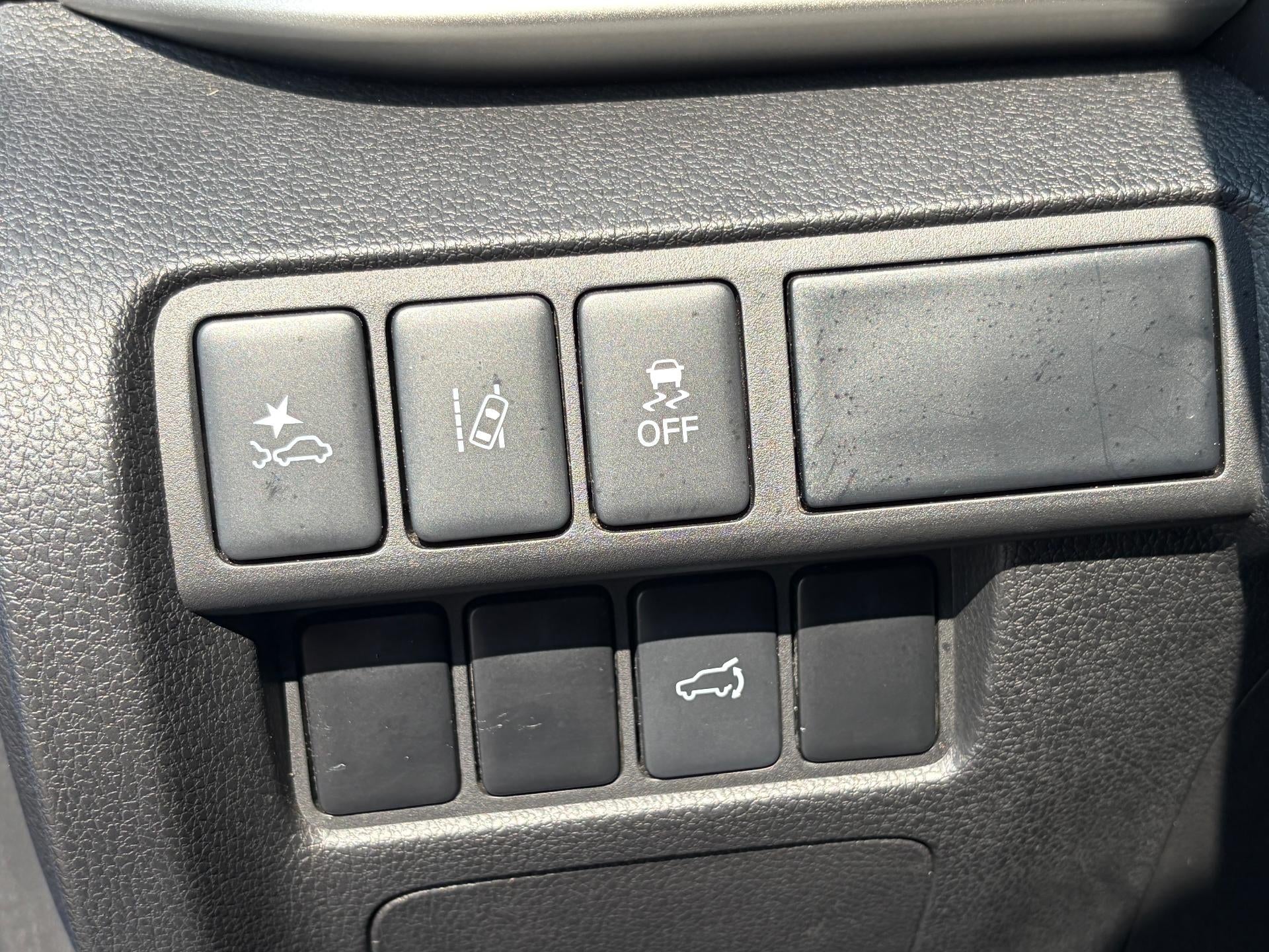 2025 Mitsubishi Eclipse Cross SE