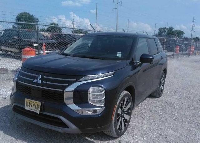 2025 Mitsubishi Outlander SE
