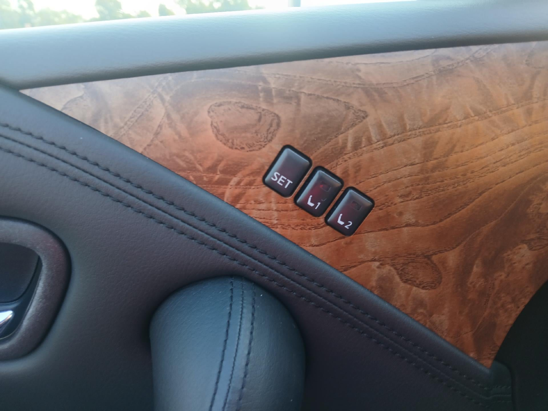 2022 Nissan Armada SL