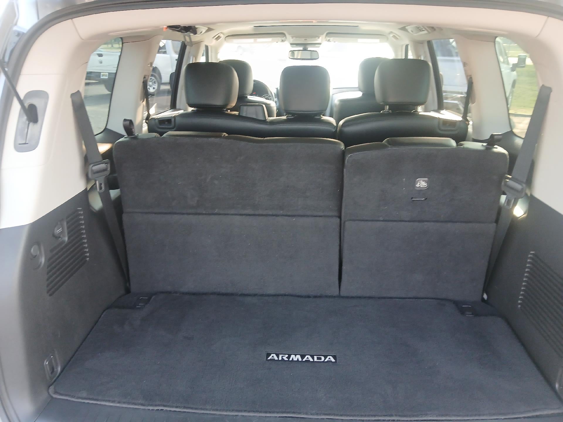 2022 Nissan Armada SL