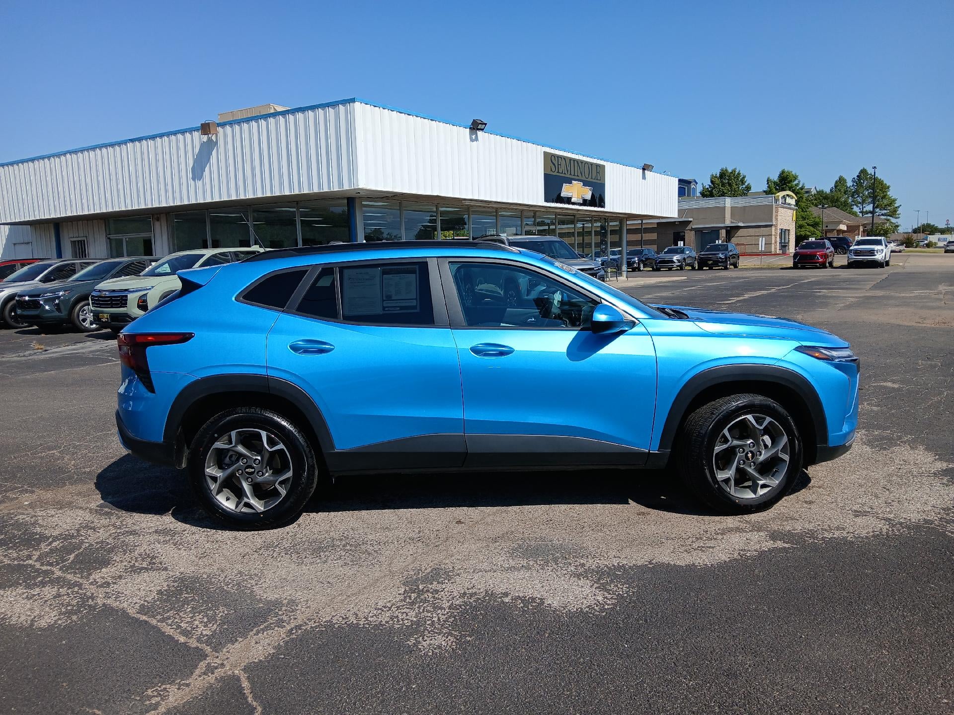 2025 Chevrolet Trax LT