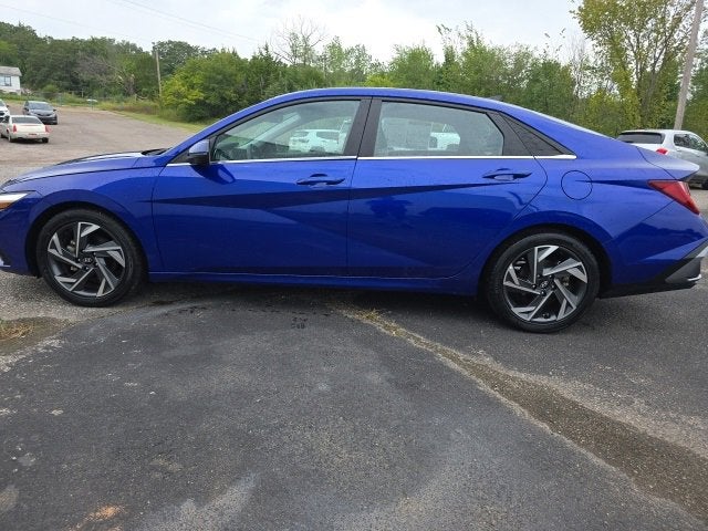 2024 Hyundai Elantra Limited