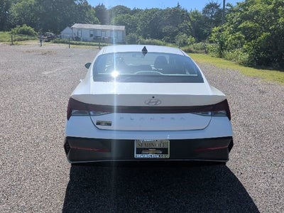 2025 Hyundai Elantra SEL Convenience