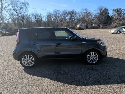 2017 Kia Soul +