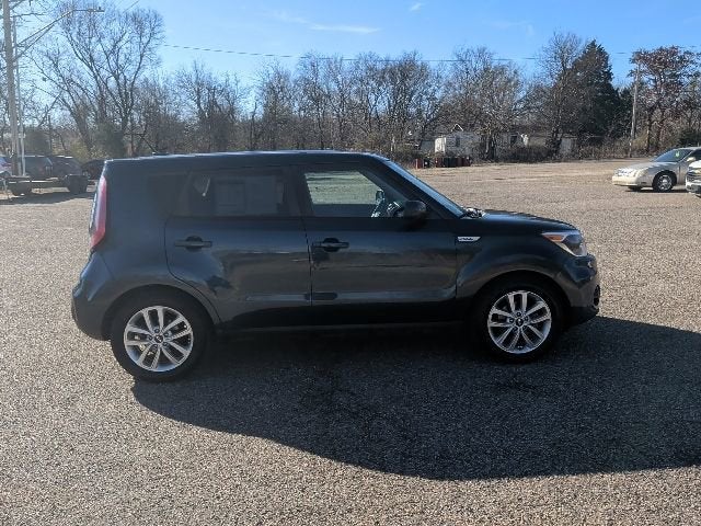 2017 Kia Soul +